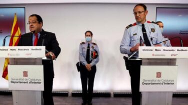 El Govern niega "injerencias políticas" en los mossos y defiende el "liderazgo político" del consejero