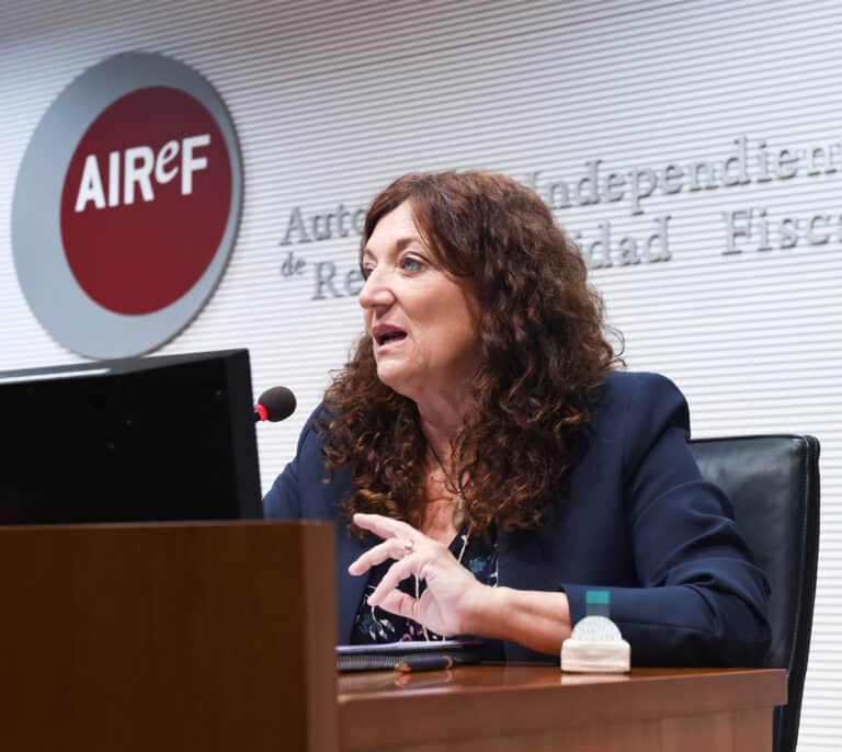 La AIReF advierte que las medidas contra la guerra impedirán reducir el déficit en 2023
