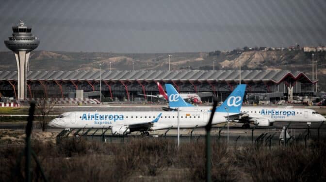 Los pilotos de Air Europa cumplen su amenaza y convocan huelgas para el inicio de verano
