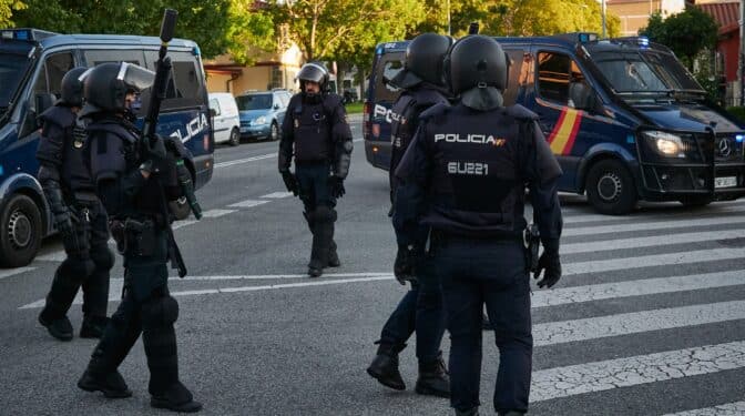 Se activan dispositivos de seguridad en Madrid y Barcelona por el partido España-Marruecos 