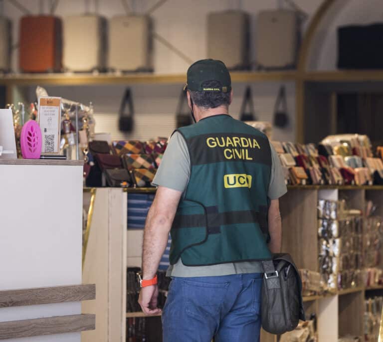 Detenido en Málaga la mano derecha de 'Fikri', líder de la red narcotraficante que surte a los clanes del Estrecho