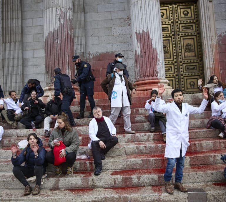 La emergencia climática y los límites de la protesta: “Habrá más reacciones y no de ecologistas”