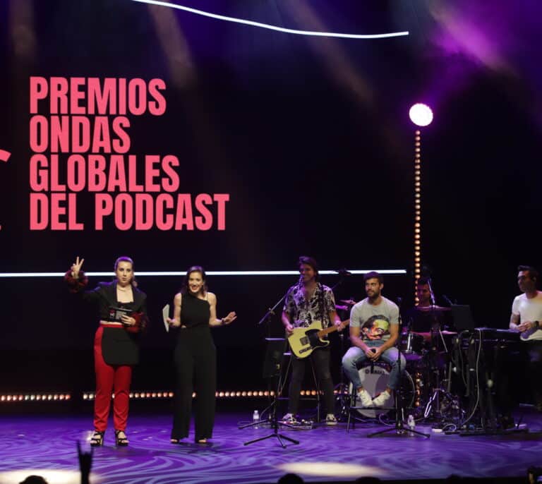 Auge y revolución del podcast en España