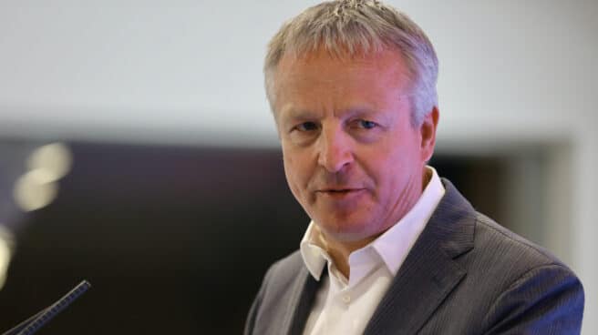 Cepsa amplía el vencimiento de su crédito sindicado de 2.000 millones a 2027 y lo vincula a la sostenibilidad El CEO de Cepsa, Maarten Wetselaar, interviene en el acto 'Positive Motion'