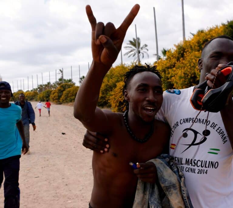 El Gobierno da una ayuda de 30 millones a Marruecos para que contenga el flujo migratorio