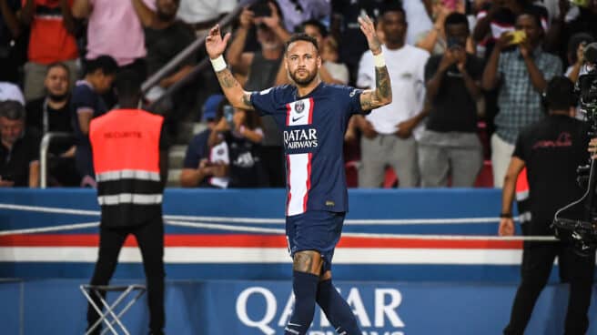Neymar se enfrenta a partir del lunes a 5 años de cárcel en el juicio por su fichaje por el Barça