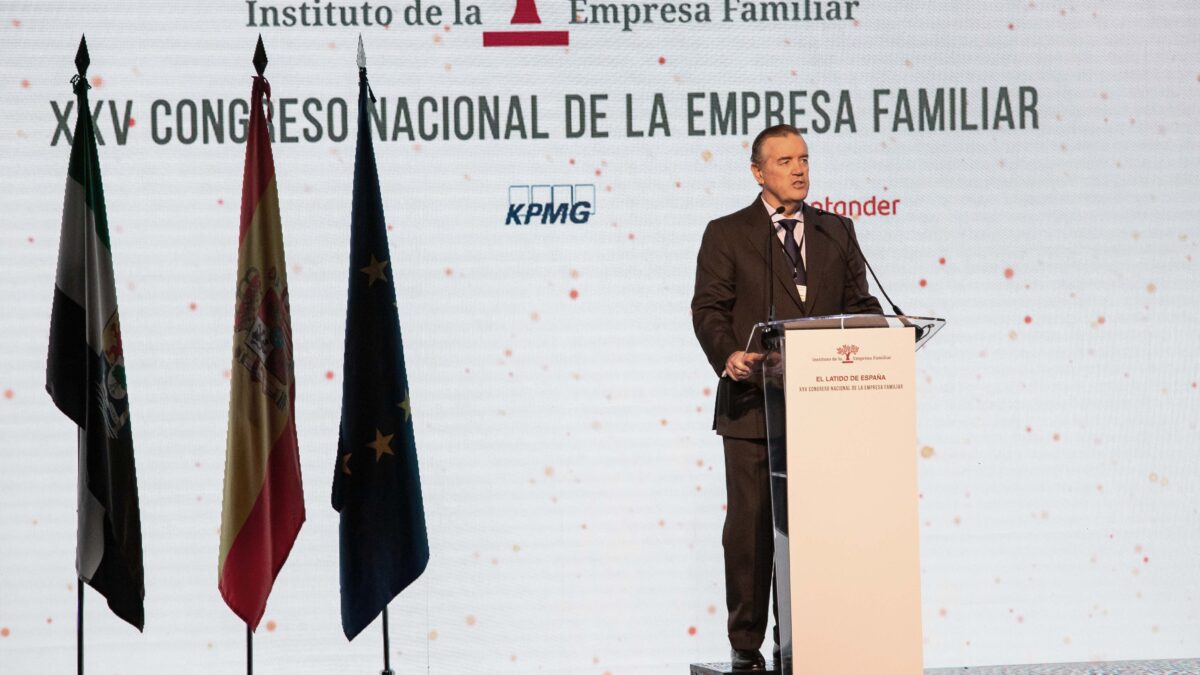 El presidente del instituto de la Empresa Familiar, Andrés Sendagorta, interviene en la inauguración del XXV Congreso Nacional de la Empresa Familiar
