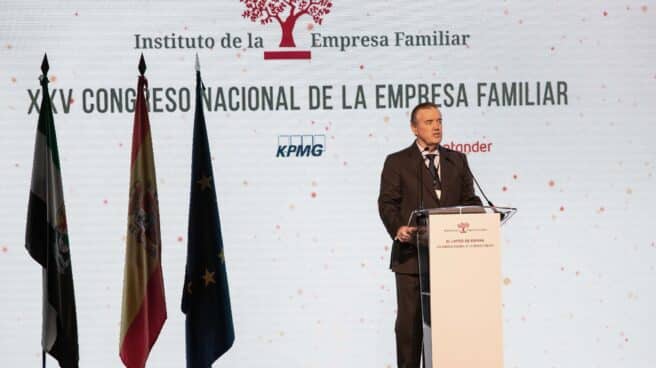 El presidente del instituto de la Empresa Familiar, Andrés Sendagorta, interviene en la inauguración del XXV Congreso Nacional de la Empresa Familiar