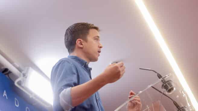 Errejón afirma que el acuerdo para la oficialidad de la selecciones vascas de pelota y surf "no le ofende lo más mínimo" El portavoz de Más País-Equo, Íñigo Errejón, ofrece una rueda de prensa previa a la Junta de Portavoces, en el Congreso de los Diputados