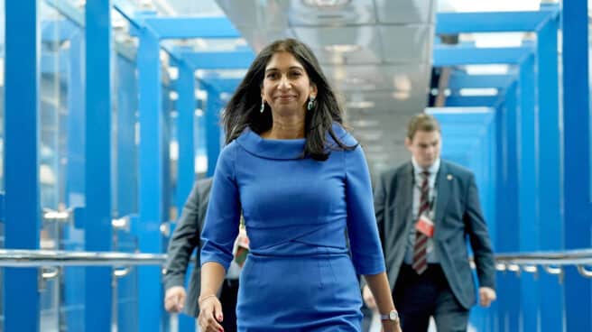 La Secretaria del Interior del Reino Unido, Suella Braverman, asiste a la conferencia anual del Partido Conservador en el Centro Internacional de Convenciones.