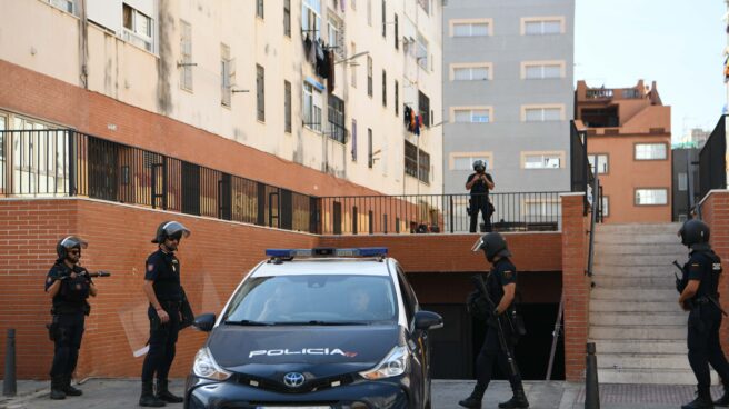 Detenido en Cádiz el presunto autor del tiroteo en el que falleció el joven militar ceutí Agentes de la Policía Nacional durante un operativo policial en barrio de El Príncipe de Ceuta
