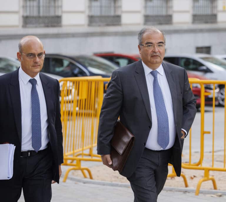 Ángel Ron acusa a Saracho de la caída del Popular y pide que Orcel declare en el juicio