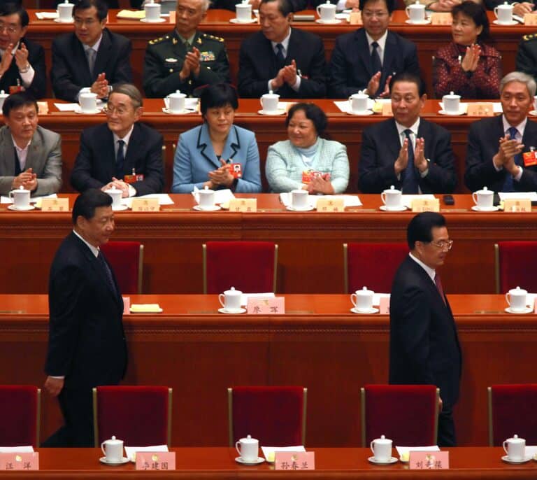 Hu Jintao abandona a la fuerza el Congreso del Partido Comunista