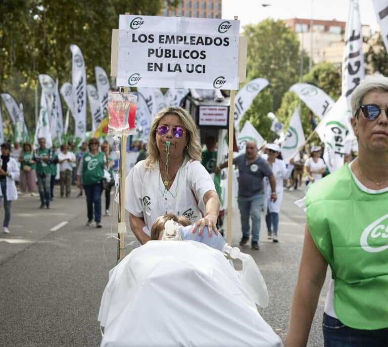 El Gobierno subirá el sueldo de los funcionarios un 1,5% más este año, sin acuerdo con CSIF