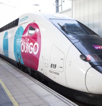 Ouigo cancela 40 trenes en pleno puente y dejará en tierra a [...]