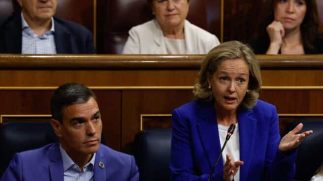La vicepresidenta primera del Gobierno, Nadia Calviño, responde a Vox en la sesión de control al Ejecutivo en el Congreso de los Diputados La vicepresidenta primera del Gobierno, Nadia Calviño, responde a Vox en la sesión de control al Ejecutivo en el Congreso de los Diputados