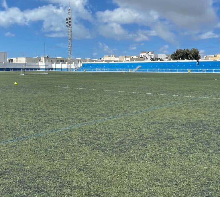 En estado crítico un menor de 15 años tras sufrir una parada cardiorrespiratoria mientras jugaba al fútbol