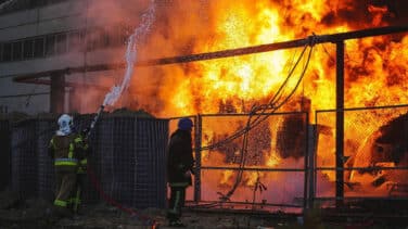Zelenski asegura que los ataques rusos han destruido el 30% de las centrales eléctricas
