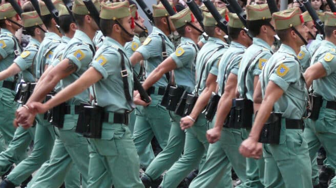 desfile-legionarios-ejercito Desfile de la Legión española.