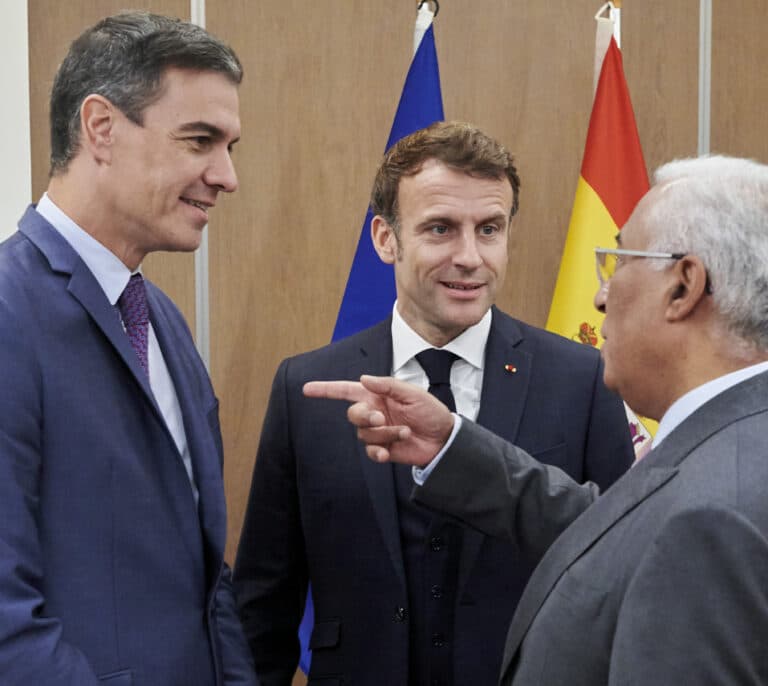 Sánchez renuncia definitivamente al MidCat a cambio de una tubería de hidrógeno entre Barcelona y Marsella