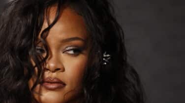 Rihanna revoluciona a sus fans tras anunciar su regreso musical con 'Lift Me Up' seis años después de su retirada