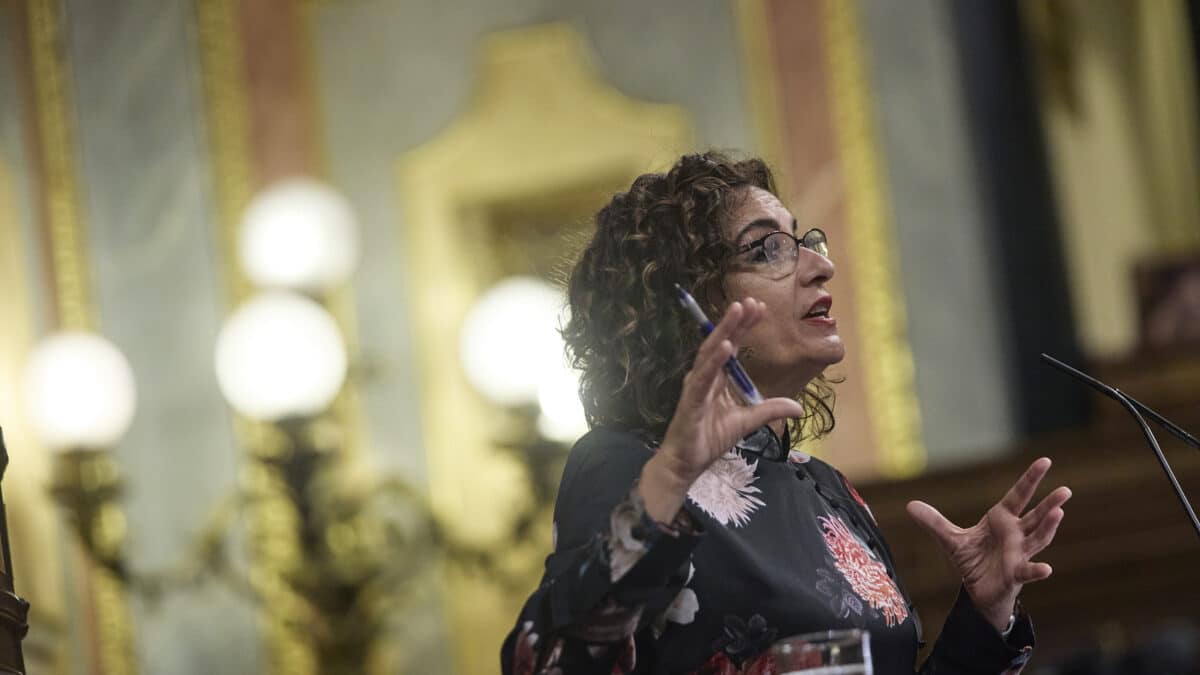 La ministra de Hacienda, María Jesús Montero, interviene en la segunda jornada del debate de enmiendas totales a los Presupuestos