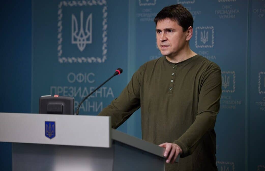 Mykhailo Podolyak, en una conferencia de prensa en Kiev.