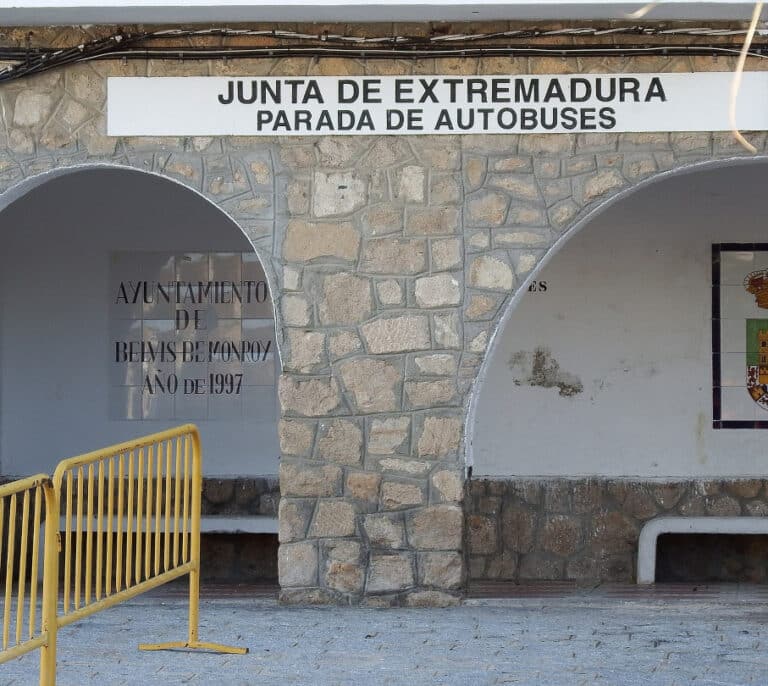 Los extremeños podrán viajar gratis por toda España en autobús