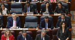 La investigación de Vox a las muertes en residencias indigna a Ayuso: "Seguís a quien os llama 'ultraderecha'"