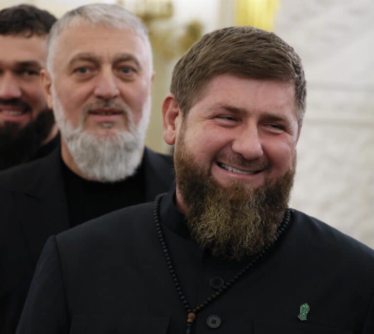 Movimiento en el Kremlin: Putin asciende al checheno Kadírov a coronel general tras pedir el uso de armas nucleares