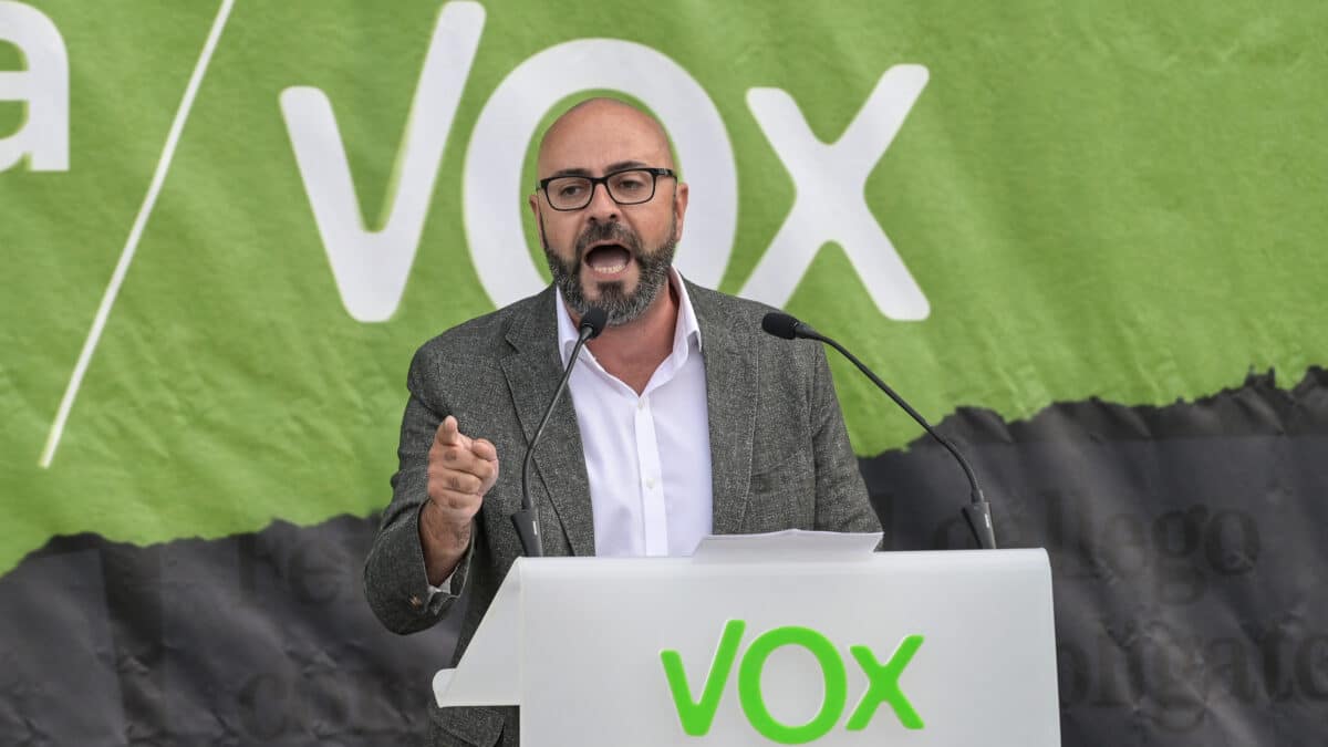Ricardo Morado, durante un mitin de Vox antes de las elecciones autonómicas de Galicia en 2020.