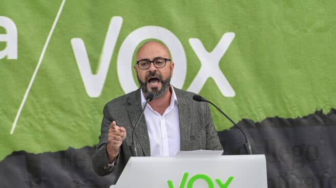 Ricardo Morado, durante un mitin de Vox antes de las elecciones autonómicas de Galicia en 2020.