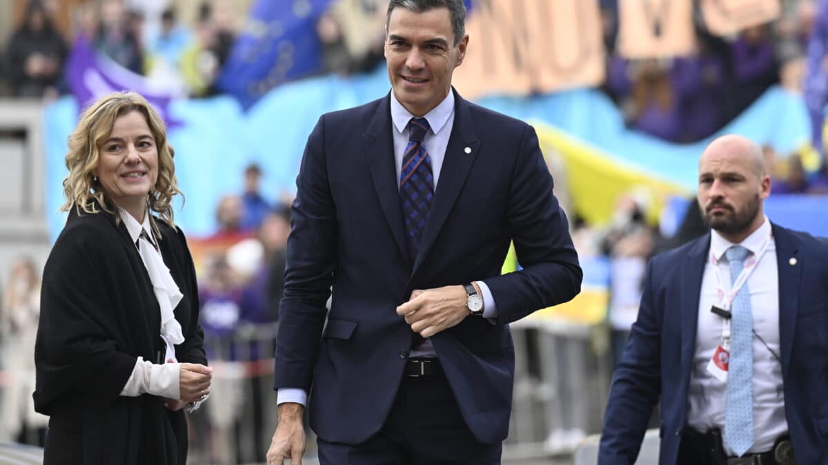 Sánchez tiende su mano a Aragonès y apela a la estabilidad del gobierno catalán