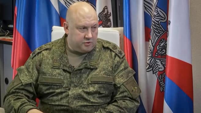 ssergei-surovikin-rusia Serguéi Surovikin, general de las Fuerzas Armadas de Rusia y comandante de las Fuerzas Aeroespaciales.