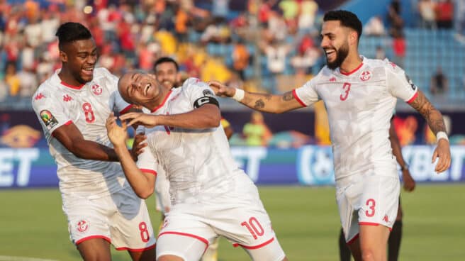 Wahbi Khazri celebra un gol de Túnez frente a Mali en la Copa África de 2019.