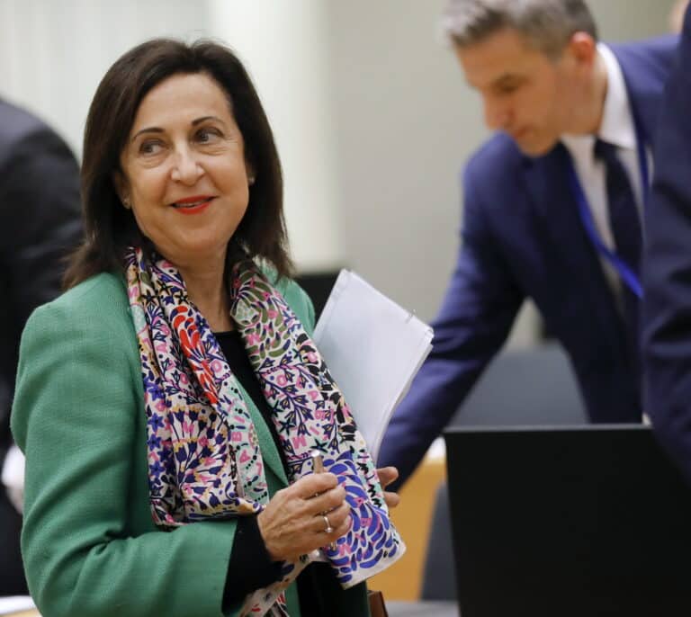 Margarita Robles advierte que si actúa la OTAN sería "una terrible Tercera Guerra Mundial"