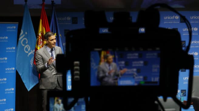 Pedro Sánchez clausura el acto "Infancia y futuro. Voces y miradas en tiempo de crisis" -FOTODELDIA- MADRID, 21/11/2022.- El presidente del Gobierno, Pedro Sánchez, durante su intervención en la clausura del acto "Infancia y futuro. Voces y miradas en tiempo de crisis", organizado por Unicef con motivo de la celebración del Día Mundial de la Infancia, este lunes en Madrid. EFE/ Javier Lizon
