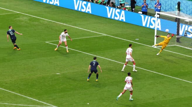Mitchell Duke marca de cabeza a Tünez en el Mundial de Qatar 2022 Mitchell Duke marca de cabeza a Tünez en el Mundial de Qatar 2022