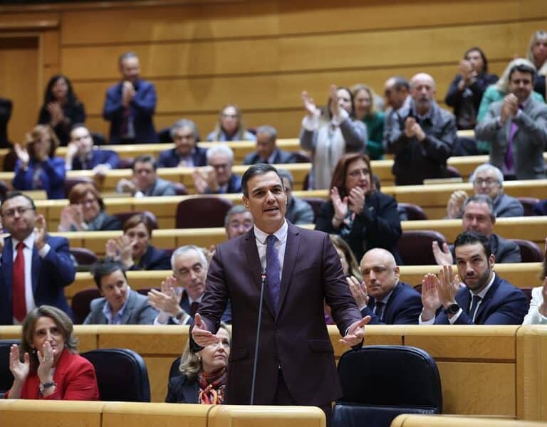 Sánchez esquiva contestar sobre malversación y dice que "continuará avanzando" en la "convivencia"