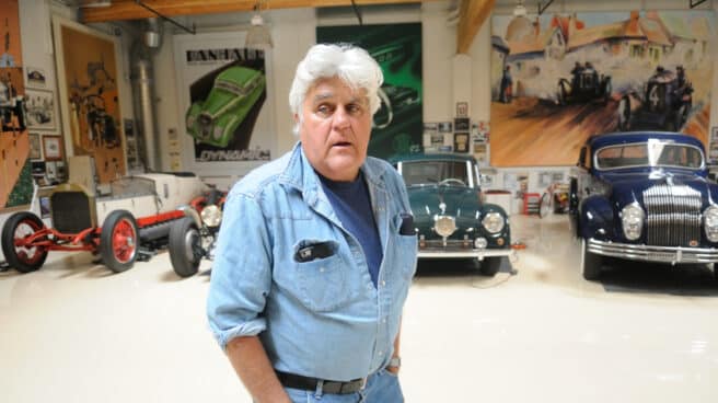 Jay Leno en su garaje