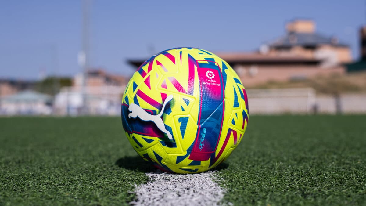 PUMA y LaLiga presentan el balón oficial de LaLiga Santander y LaLiga SmartBank para los partidos que se disputarán desde hoy, 25 de noviembre