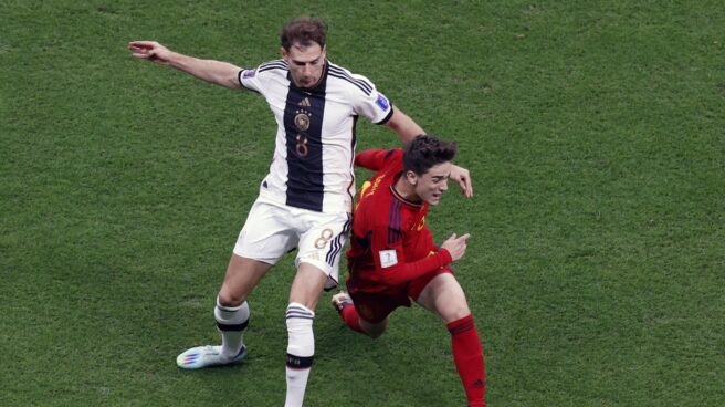 Gavi dribla a Goretzka en el España-Alemania del Mundial de Qatar 2022 Gavi dribla a Goretzka en el España-Alemania del Mundial de Qatar 2022