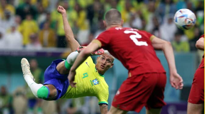Brasil triunfa con un gran Vinicius y un golazo impresionante de Richarlison