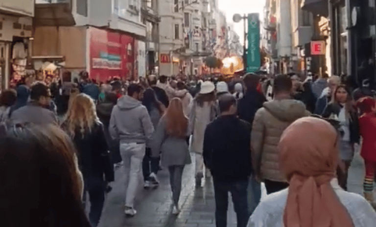 Un atentado en Estambul deja seis muertos y casi 60 heridos