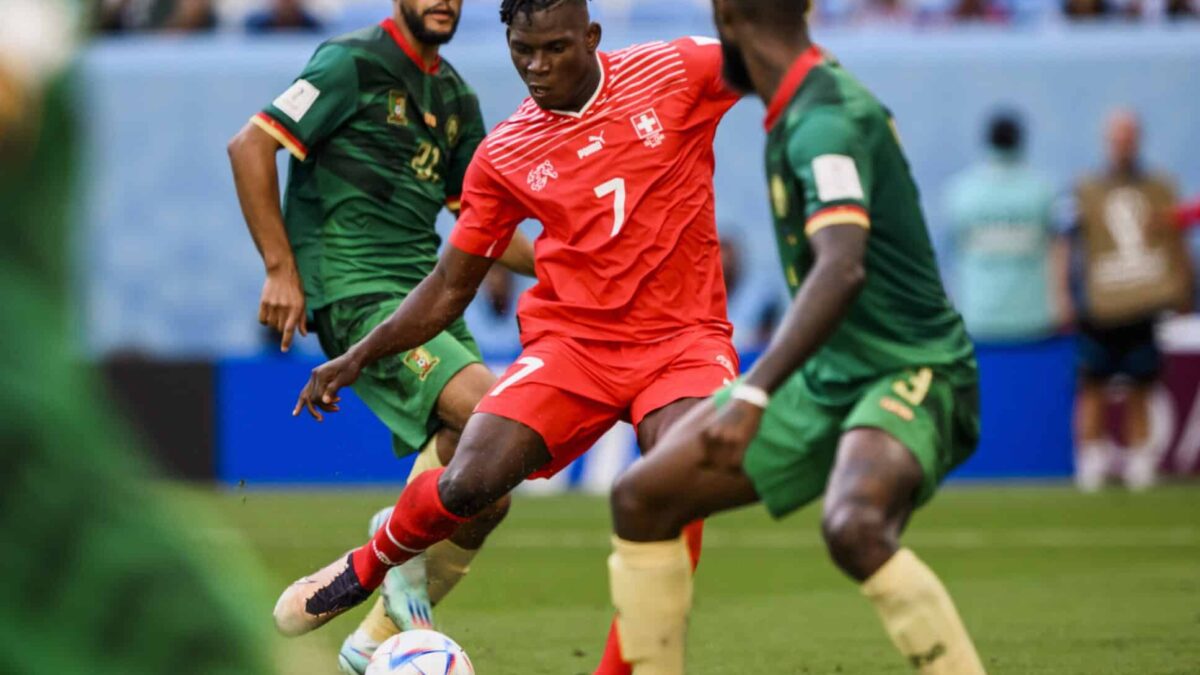 Embolo marca el gol de la victoria frente a Camerún en el Mundial de Qatar 2022