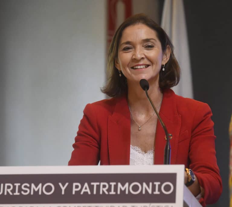 La candidata de Sánchez en Madrid se abre paso sin rivales probables