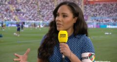 Una presentadora de la BBC luce el brazalete LGTB en Qatar tras el 'plantón' de las siete selecciones