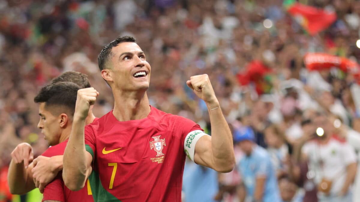 Cristiano Ronaldo celebra uno de los goles de Portugal a Uruguay en el Mundial de Qatar