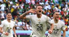Festival de goles entre Camerún y Serbia que no sirve a ninguno