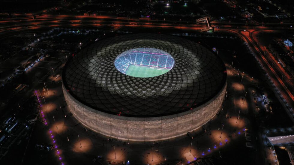 Imagen aérea del Estadio Al Thumama, en Doha (Qatar)